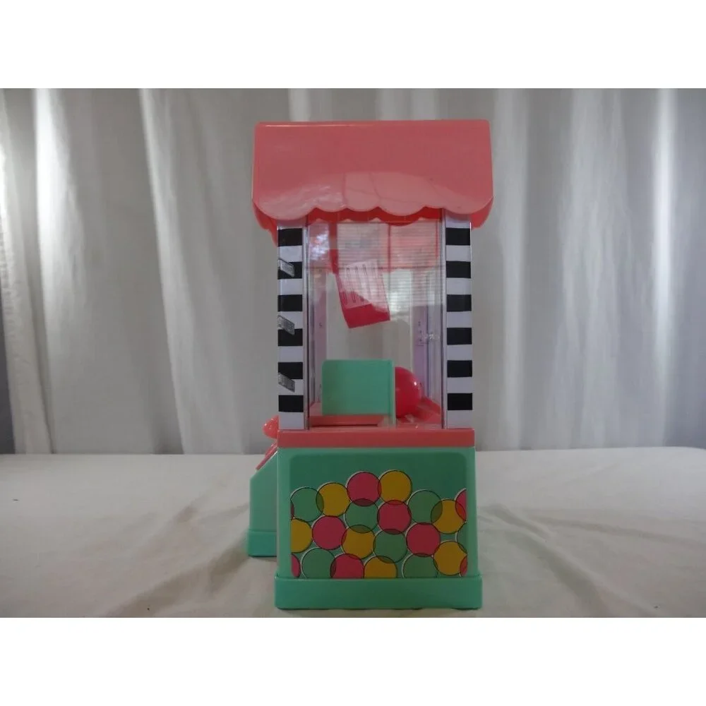 LOL Surprise Minis Claw Machine‎ Playset with  Mini Balls